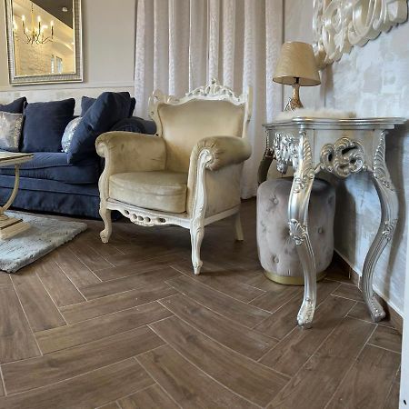 La Dolce Vita Luxury II Apartments With Best Free Private Parking In Center Pula Eksteriør billede
