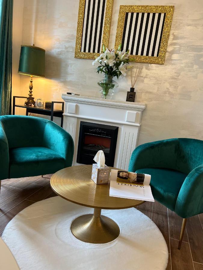La Dolce Vita Luxury II Apartments With Best Free Private Parking In Center Pula Eksteriør billede