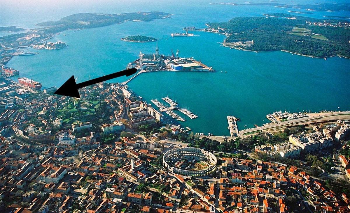 La Dolce Vita Luxury II Apartments With Best Free Private Parking In Center Pula Eksteriør billede