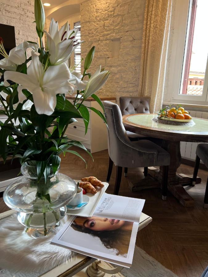 La Dolce Vita Luxury II Apartments With Best Free Private Parking In Center Pula Eksteriør billede